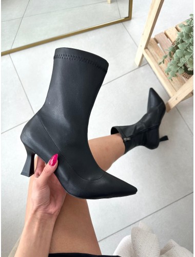 Elegant black