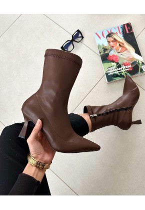 Elegant dark brown